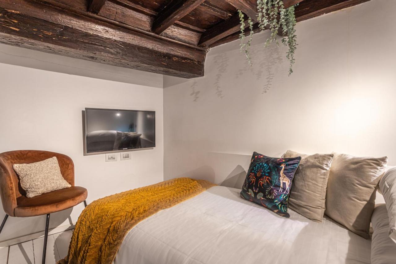 Lucrezia Luxury Apartment - close to Piazza Navona Roma Exterior foto