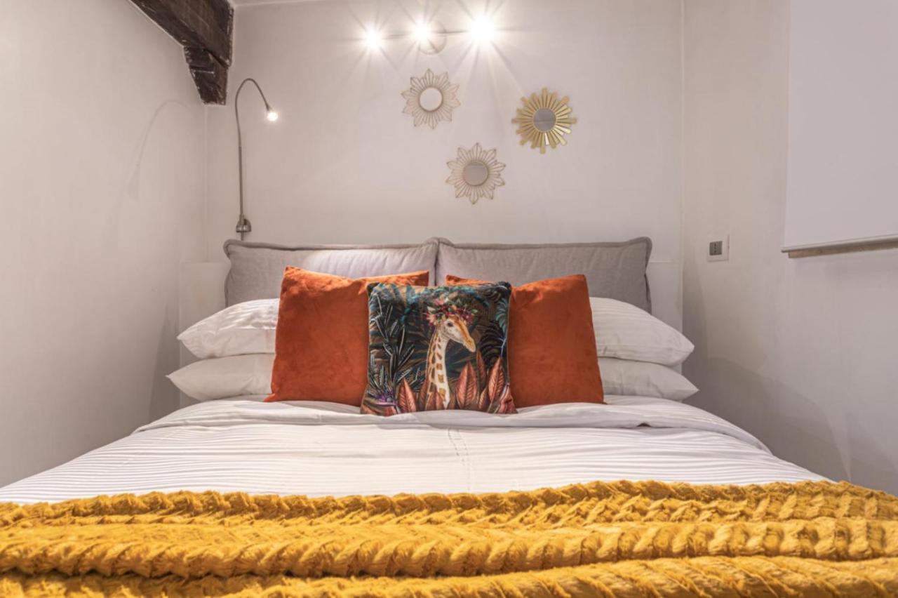Lucrezia Luxury Apartment - close to Piazza Navona Roma Exterior foto